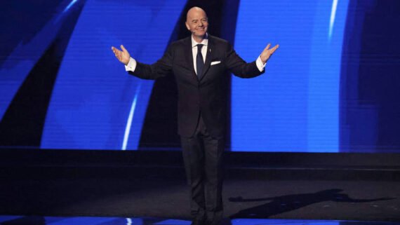 Presidente da Fifa, Gianni Infantino, durante discurso no sorteio dos grupos da Copa (foto: Amber Searls - 5.dez.2025/IMAGN IMAGES via Reuters Connect)