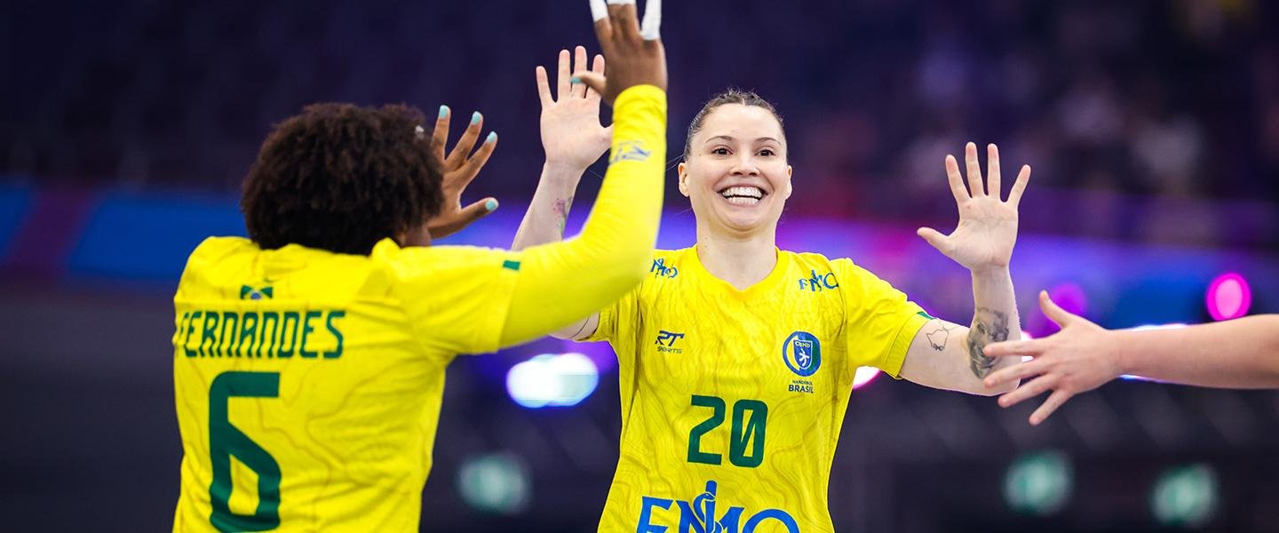 Jogadoras da Seleção Brasileira feminina de handebol (foto: Divulgação/IHF)