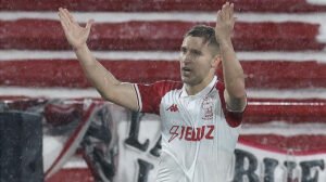 Matko Miljevic, meia do Huracán - Crédito: 