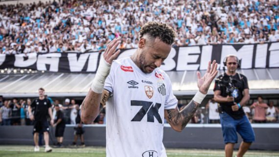 Neymar em último jogo do Santos no Brasileiro (foto: Divulgação/Santos)