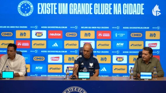 Cruzeiro comunicou, nesta segunda-feira (15/12), a saída do técnico Leonardo Jardim (foto: Reprodução/TV Cruzeiro)