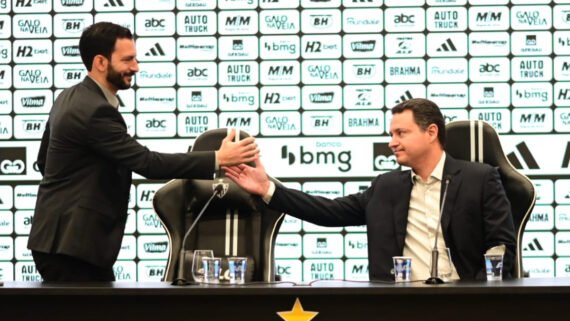 Pedro Daniel, novo CEO do Atlético, ao lado de Rafael Menin (foto: Leandro Couri/EM/DA.Press)