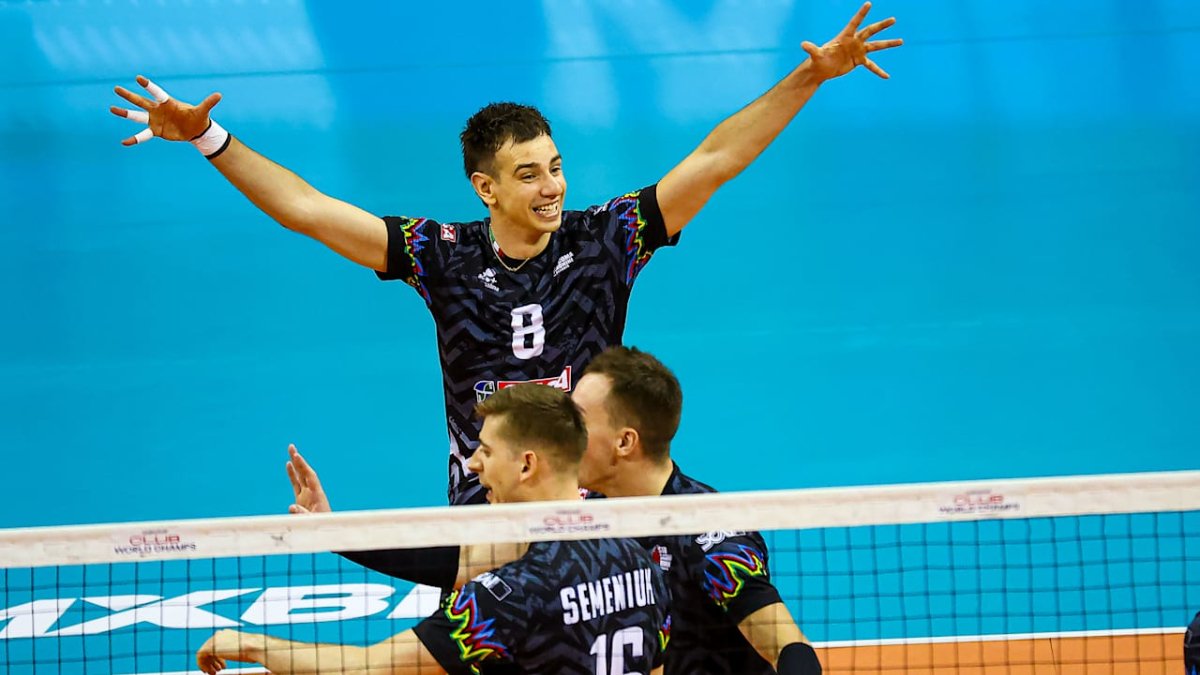 Perugia comemora ponto na final do Mundial de Clubes Masculino de Vôlei (foto: Divulgação/FIVB)