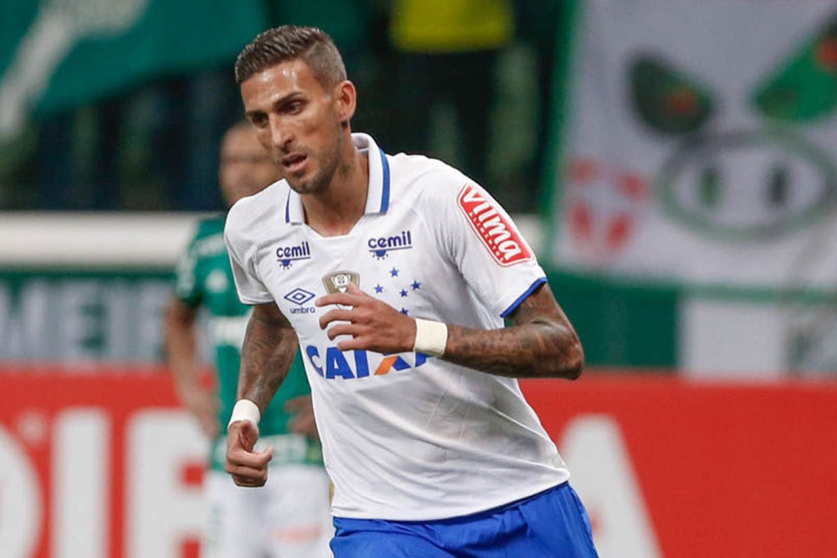 Rafael Marques defendeu o Cruzeiro entre 2017 e 2018 (foto: Marcello Zambrana/Light Press/Cruzeiro)