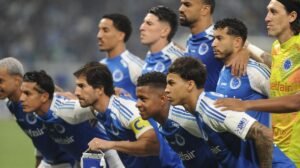 Time do Cruzeiro que perdeu para o Corinthians por 1 a 0 na Copa do Brasil - Crédito: 