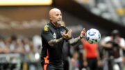 Sampaoli em ação pelo Atlético durante duelo contra o Vasco na Arena MRV (foto: Alexandre Guzanshe/EM/D.A Press)