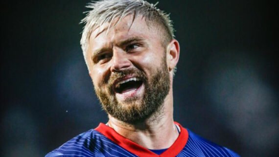 Eduardo Sasha, ex-atacante do Atlético, comemora gol pelo RB Bragantino (foto: Ari Ferreira/RB Bragantino)