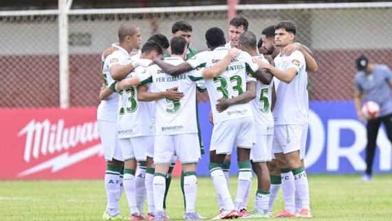 Jogadores do América no Campeonato Mineiro (foto: Mourão Panda / América)