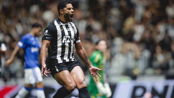Hulk comemora gol na vitória do Atlético sobre o Cruzeiro (foto: Pedro Souza / Atlético)
