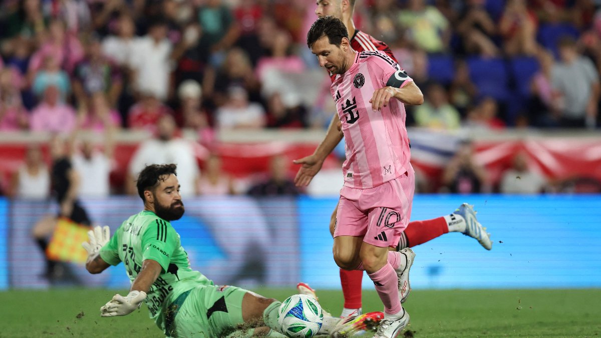 Carlos Coronel estava na MLS (foto: Ira L. Black / AFP)