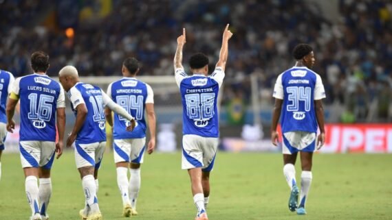 Christian, meia do Cruzeiro (foto: Ramon Lisba/EM/D.A Press)