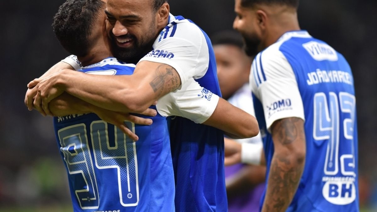 Cruzeiro goleou o Uberlândia (foto: Ramon Lisboa / EM DA PRESS)