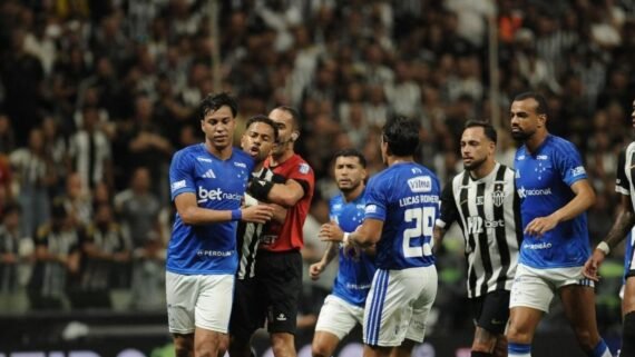 Atlético x Cruzeiro foto (foto: Alexandre Guzanshe/EM/D.A. Press)