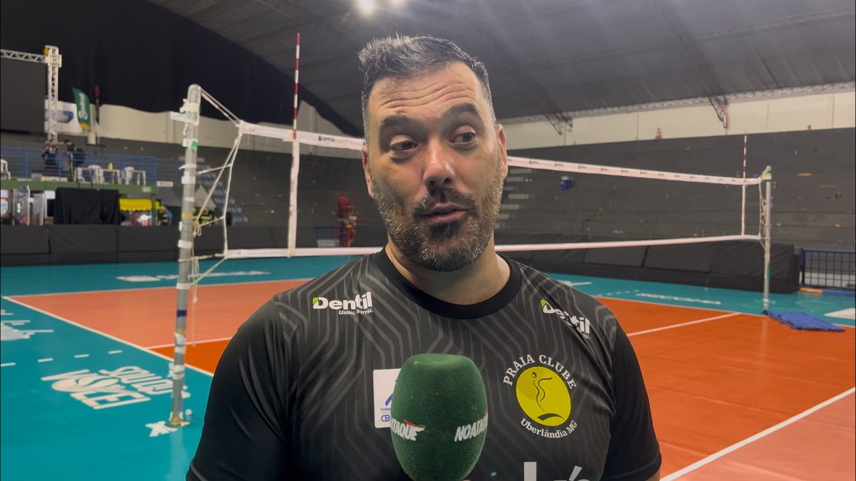 Rui Moreira, técnico de vôlei do Praia Clube (foto: Pedro Bueno / No Ataque)