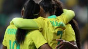 Jogadoras da Seleção Brasileira durante comemoração (foto: Divulgação/CBF)