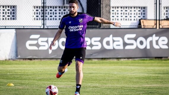 Júlio César já treina no Ceará (foto: Gabriel Silva/Ceará SC)
