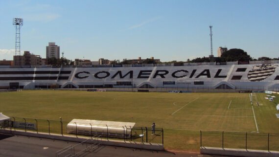 Estádio Doutor Francisco de Palma Travassos, em Ribeirão Preto, recebe a estreia do América na Copinha 2026 (foto: Divulgação)