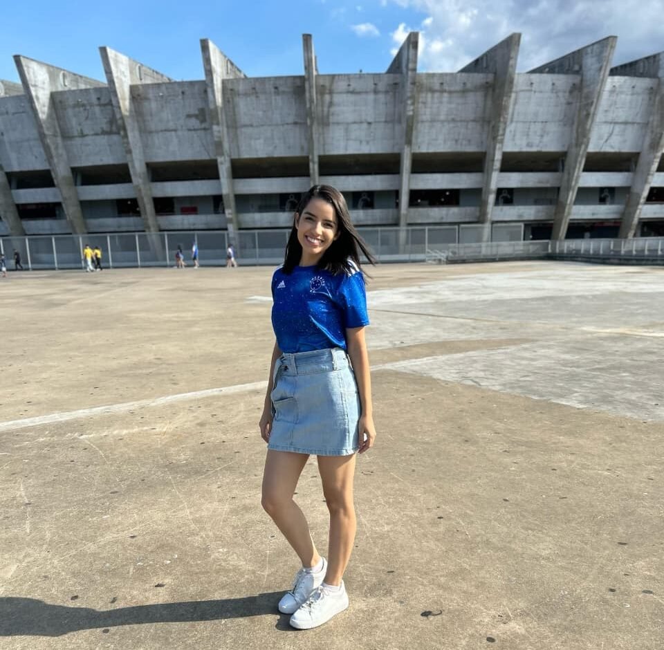 Giovana Maldini, torcedora do Cruzeiro