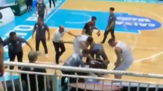 Juiz foi agredido durante jogo de basquete pela NBB (foto: Reprodução/Blog Turnover)