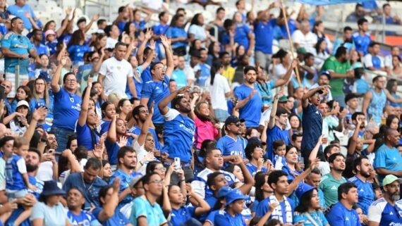 Torcedores do Cruzeiro no Mineirão (foto: Leandro Couri/EM/DA Press)