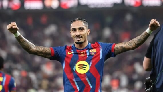 Raphinha, meia-atacante do Barcelona (foto: Fadel Senna/AFP)