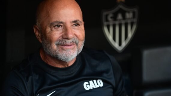 Jorge Sampaoli, técnico do Atlético, na Arena MRV (foto: Leandro Couri/EM/D.A. Press)