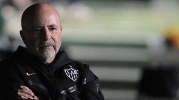 Jorge Sampaoli, técnico do Atlético, antes de clássico contra o América pelo Mineiro (foto: Alexandre Guzanshe/EM/D.A. Press)