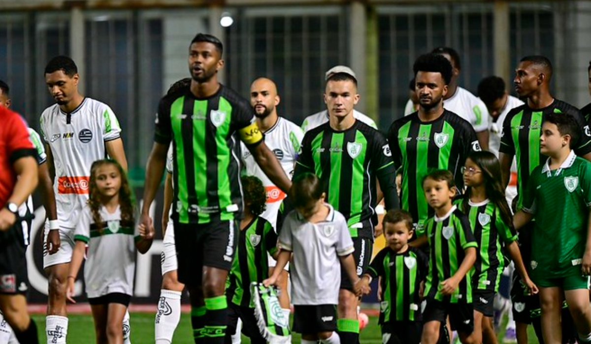 América em jogo do Mineiro (foto: Mourão Panda/América)