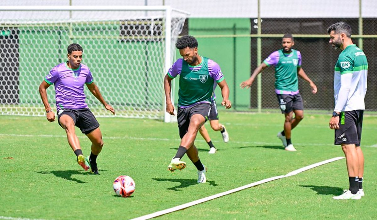 América em treino no CT Lanna Drumond (foto: Mourão Panda/América)