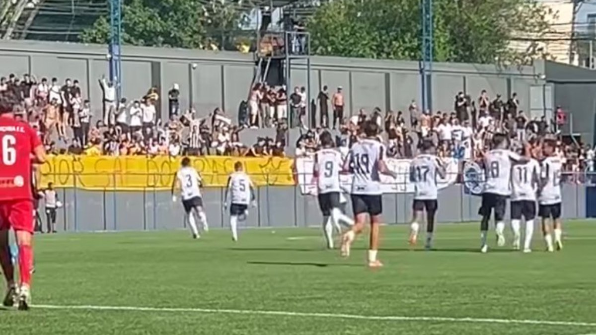 Eric comemora golaço pelo Atlético na Copinha (foto: Reprodução/Atlético)