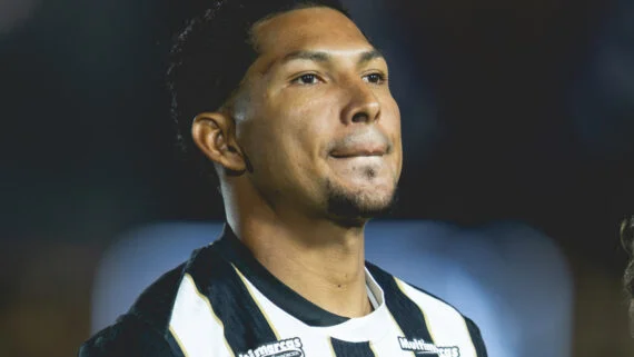 Rony, atacante do Atlético, antes da partida contra o North (foto: Pedro Souza / Atlético)