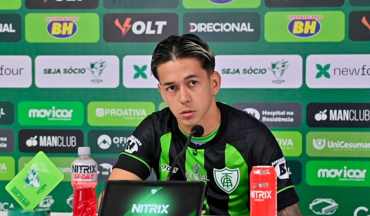 Segovinha foi apresentado no América (foto: Mourão Panda/América)