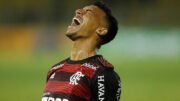Victor Hugo em ação pelo Flamengo (foto: Gilvan de Souza/Flamengo)