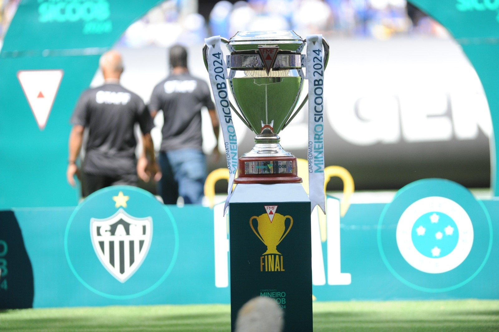 Troféu do Campeonato Mineiro (foto: Leandro Couri/EM)