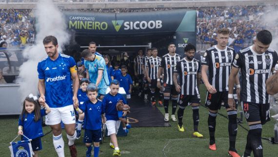 Jogo entre Cruzeiro e Atlético no Mineirão (foto: Tiago Trindade/FMF)