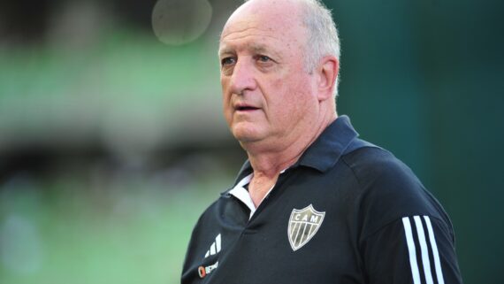 Felipão, técnico do Atlético, durante duelo contra o América no Independência (foto: Alexandre Guzanshe/EM D.A Press)