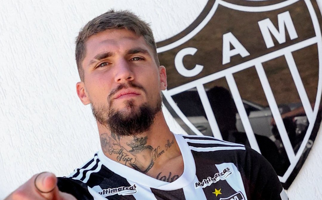 Lyanco na Cidade do Galo (foto: Divulgação/Atlético)