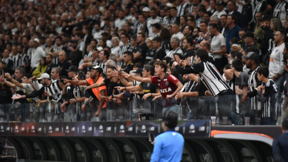 Torcedores do Atlético na Arena MRV (foto: Ramon Lisboa/EM/D.A Press)