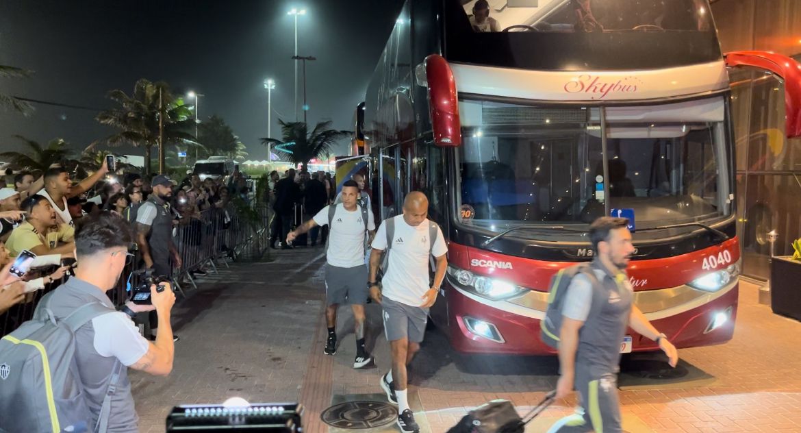 Atlético chega ao Rio com provocações de torcedores ao Flamengo e Arana 'misterioso' < No Ataque