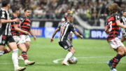 Lance de Atlético x Flamengo (foto: Ramon Lisboa/EM/DA.Press)
