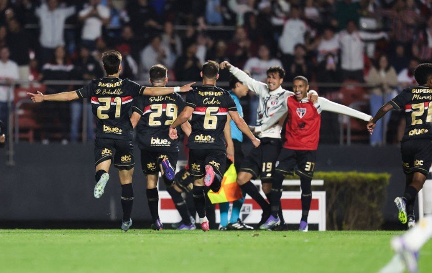 Jogadores do São Paulo (foto: Paulo Pinto / São Paulo FC)
